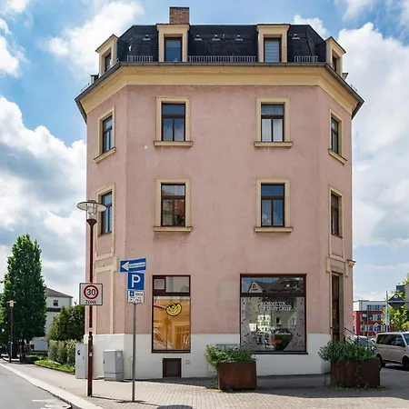 Benville - 2 Schlafzimmer - Wohnkueche - Wlan Apartment