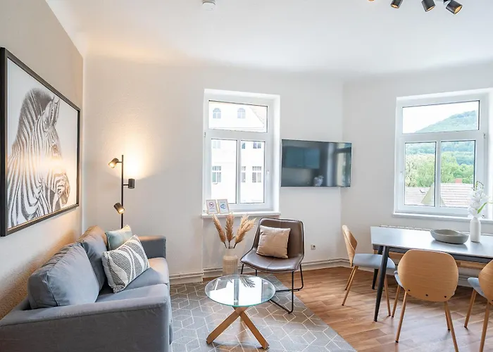 Benville - 2 Schlafzimmer - Wohnkueche - Wlan Freital